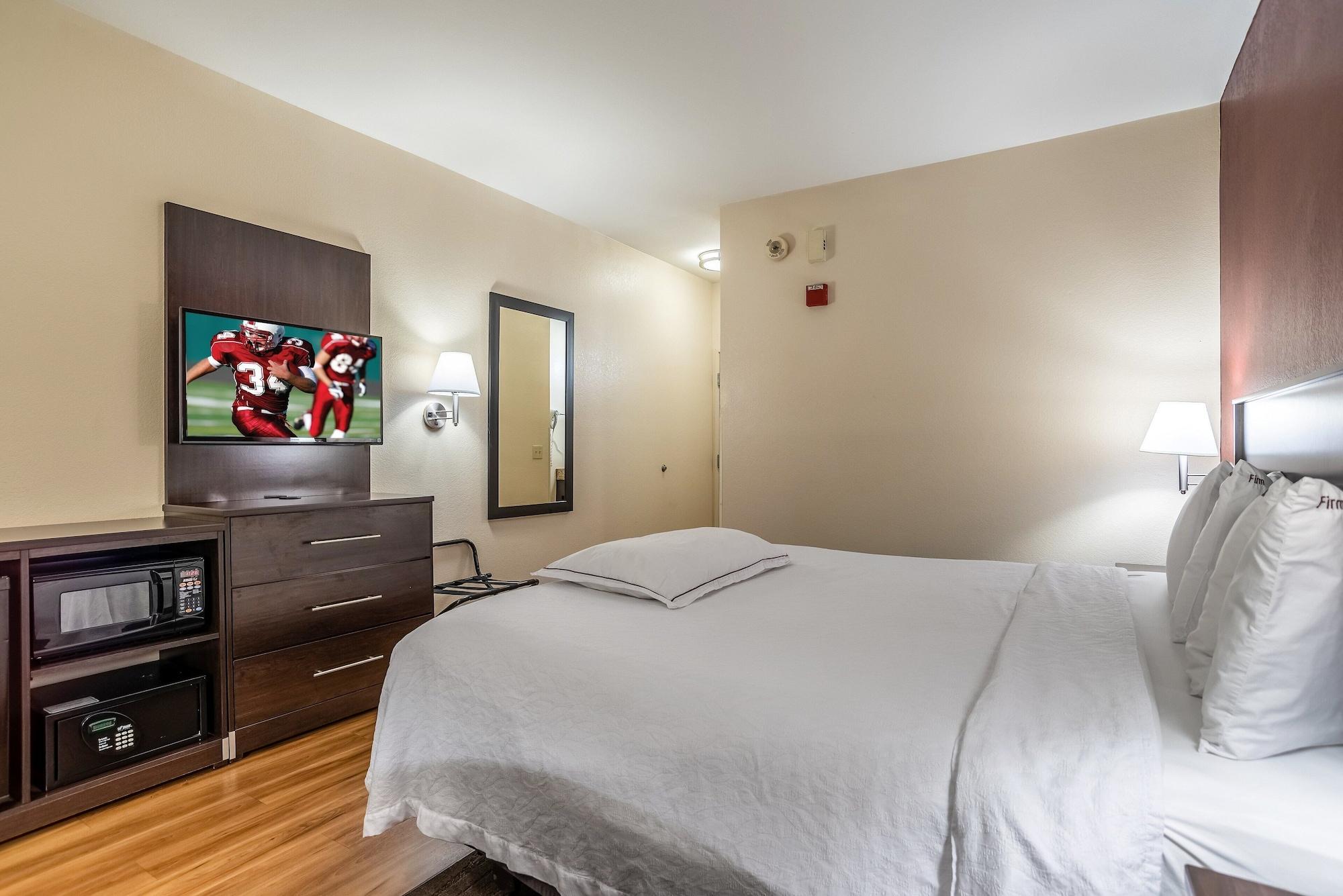 Red Roof Inn Plus + Phoenix West Bagian luar foto
