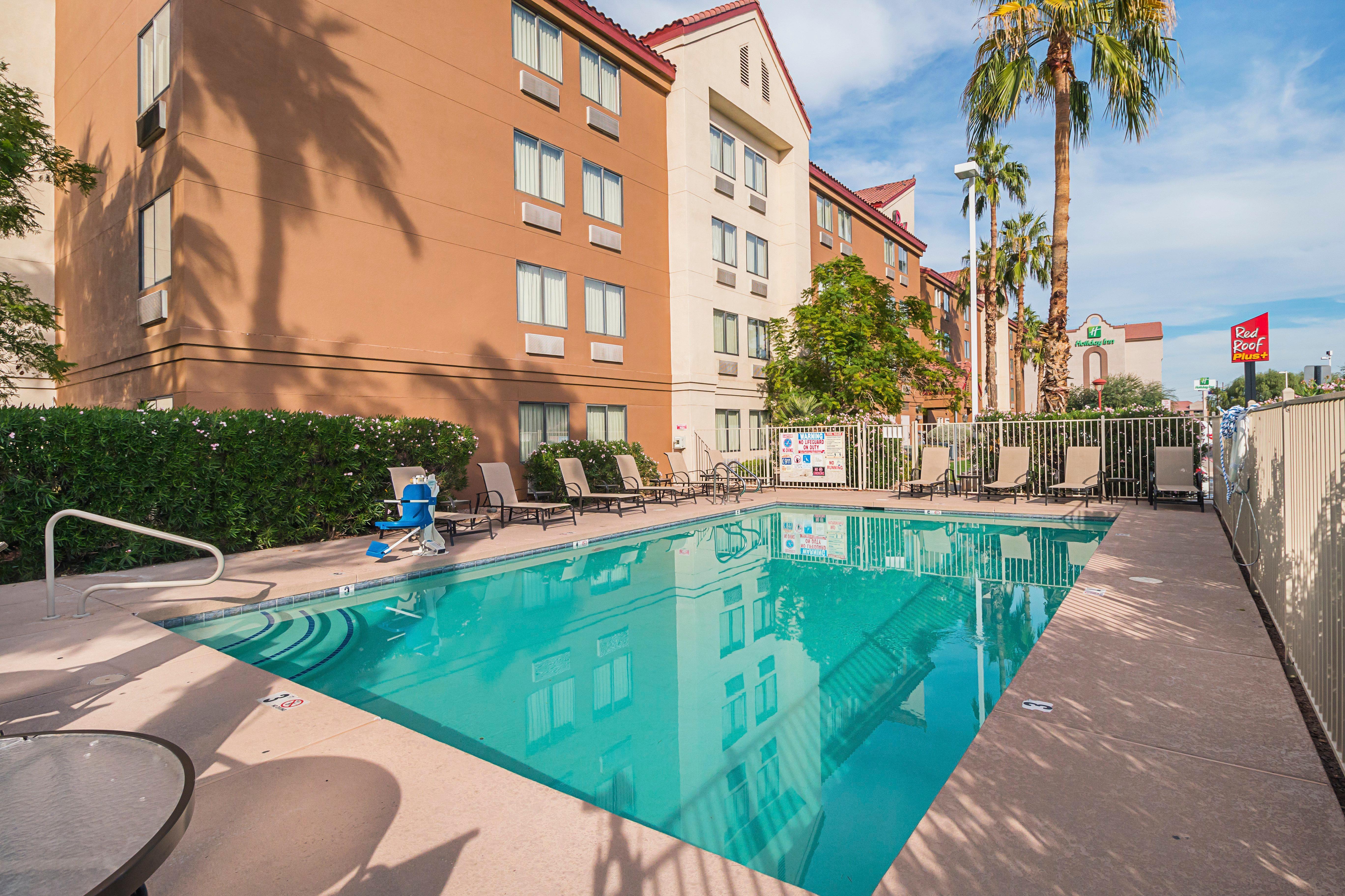 Red Roof Inn Plus + Phoenix West Bagian luar foto