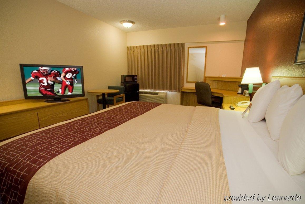 Red Roof Inn Plus + Phoenix West Bagian luar foto