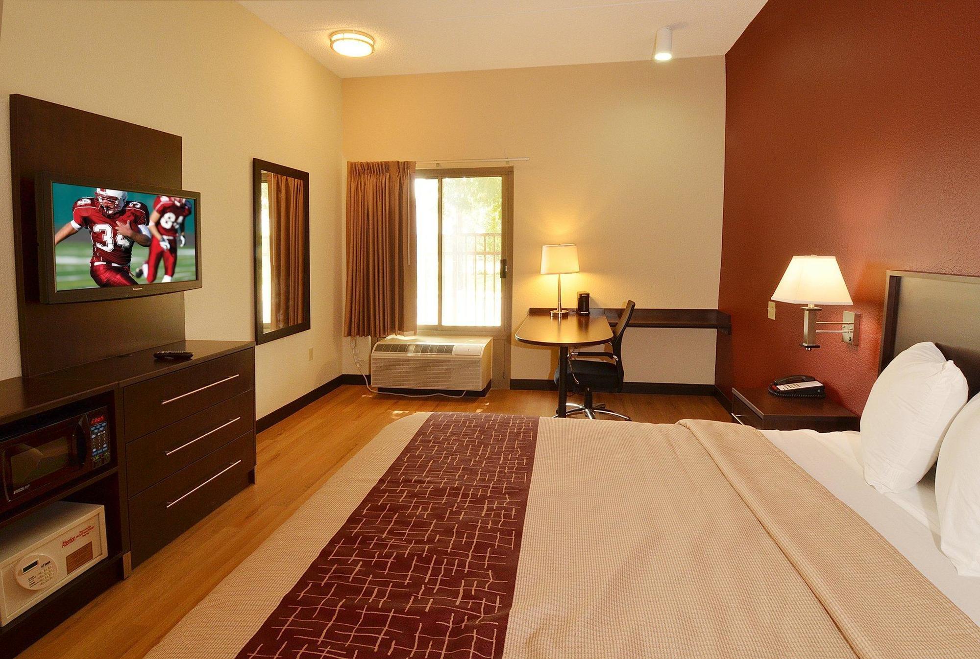 Red Roof Inn Plus + Phoenix West Bagian luar foto