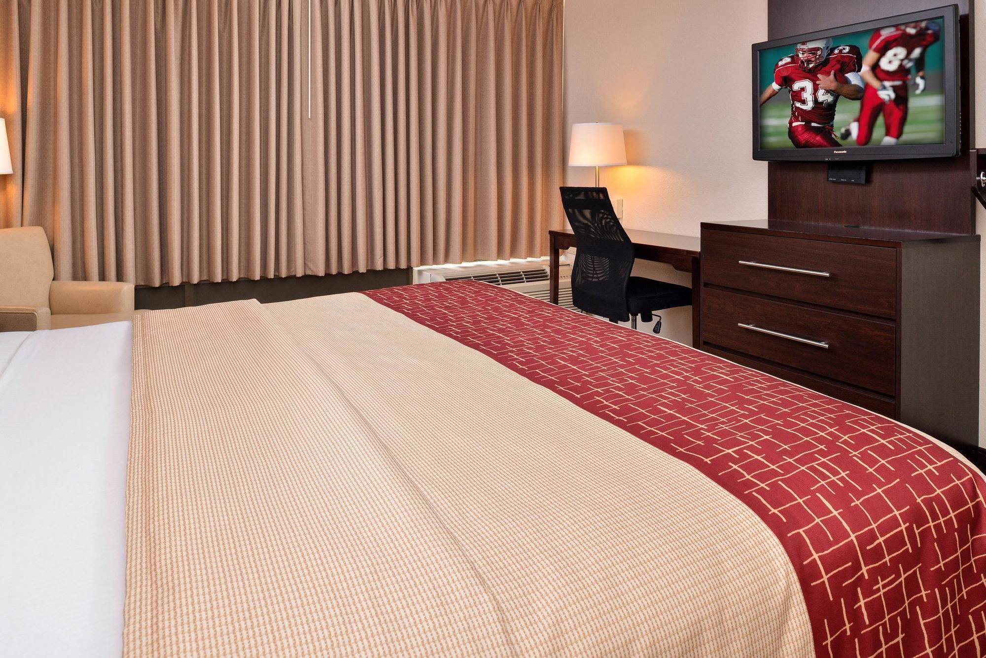 Red Roof Inn Plus + Phoenix West Bagian luar foto