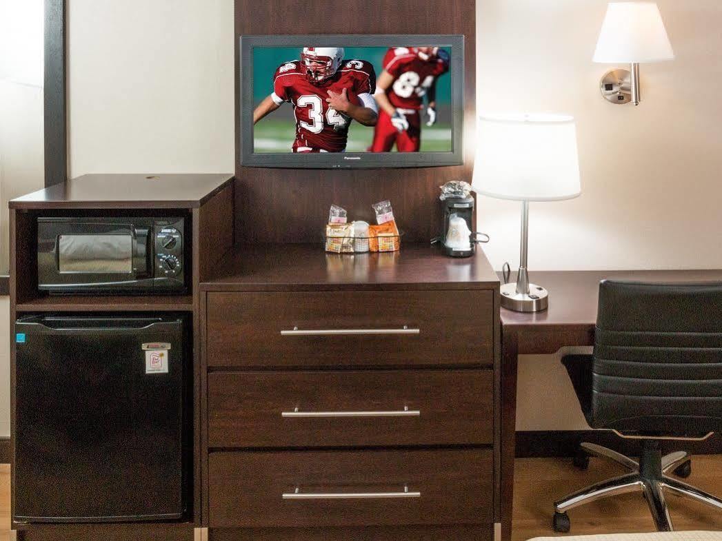 Red Roof Inn Plus + Phoenix West Bagian luar foto